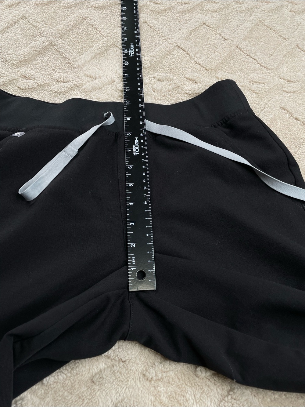 Figs Black Joggers scrub Pants - S/T
Medical Staff - Picture 6 of 9